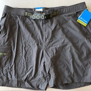 NWT 42 Columbia Creek to Peak Shorts